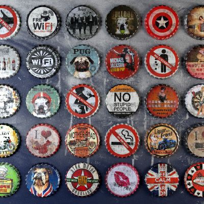 啤酒瓶盖装饰墙饰