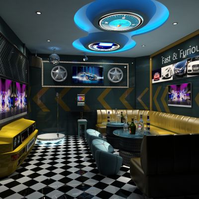 KTV，多人沙发，屏幕，话筒，点歌台