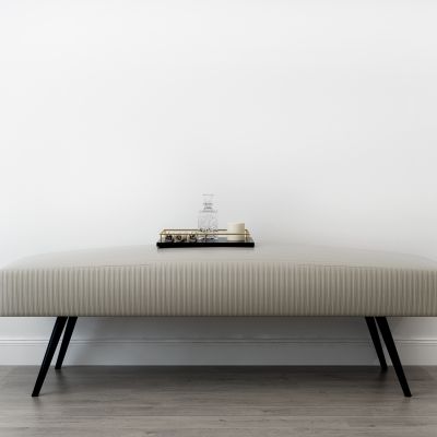 现代床尾塌摆件组合