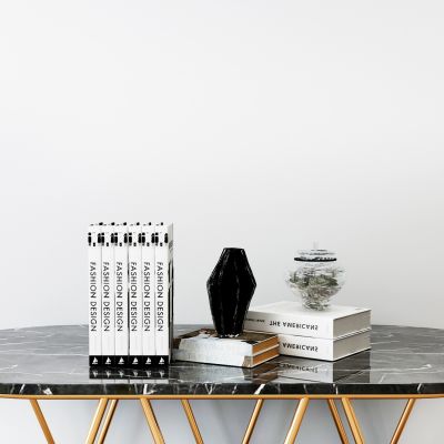 现代书籍摆件组合