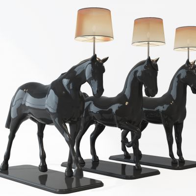 现代马落地灯组合