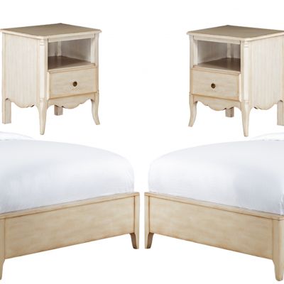 美式床和床头柜组合