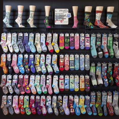 现代货架 袜子