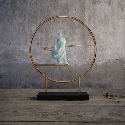 新中式人物装饰摆件