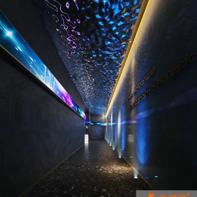 现代电梯楼梯走廊