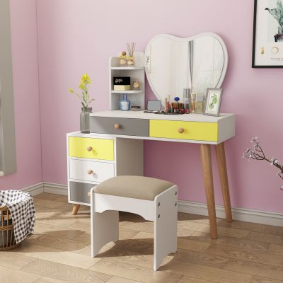 北欧妆台