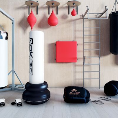 现代健身房拳击袋沙包组合