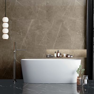 现代浴缸，洗浴用品