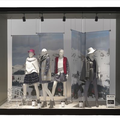 现代服装模特橱窗