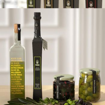 现代厨房用品组合