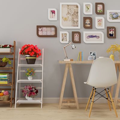 北欧实木书桌椅台灯装饰架书籍盆栽水果