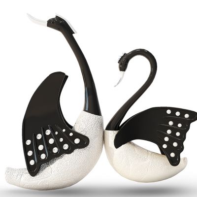天鹅摆件
