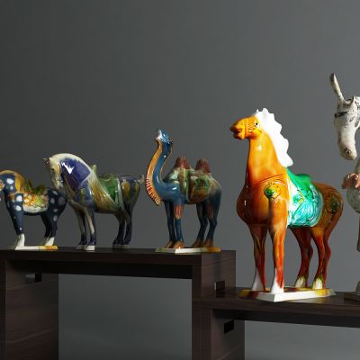 中式骏马陶瓷雕塑摆件 唐三彩马 三彩骆驼