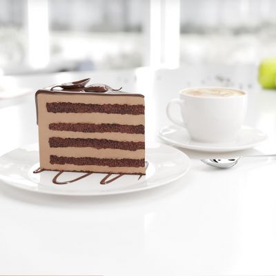 现代咖啡杯 蛋糕 盘子