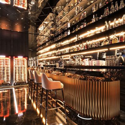 现代酒吧