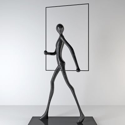 现代人物雕塑摆件