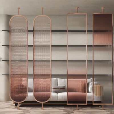 现代玻璃隔断 多人沙发