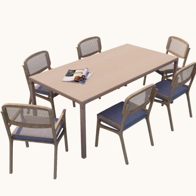 现代室内餐桌餐椅SU