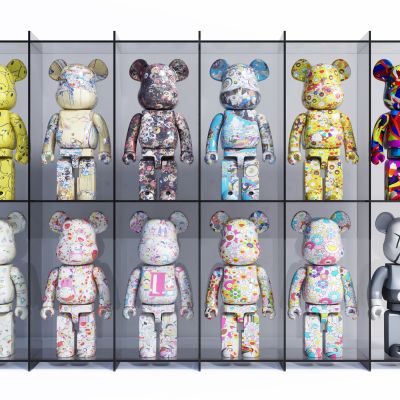 现代潮玩暴力熊摆件组合