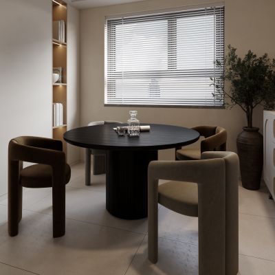 现代简约餐厅，餐桌椅组合，摆件