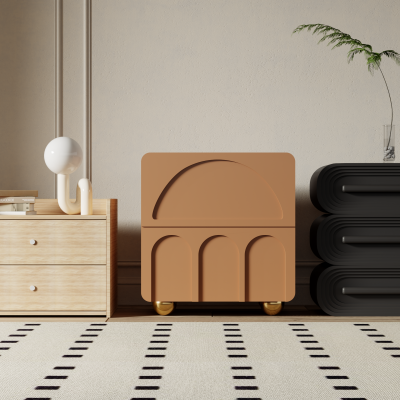 现代床头柜 摆件