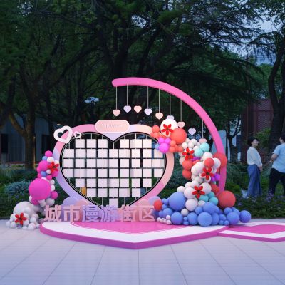 现代爱心爱情雕塑小品