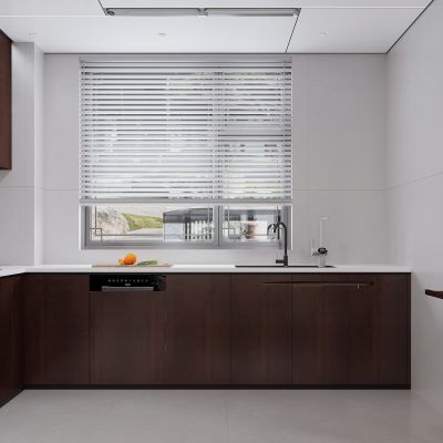 现代厨房 定制橱柜 油烟机 洗碗机 嵌入式冰箱