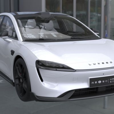 2024款鸿蒙智行智界S7新能源汽车