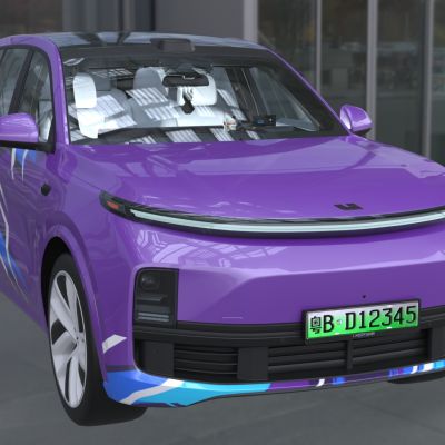 理想L9新能源汽车带内饰