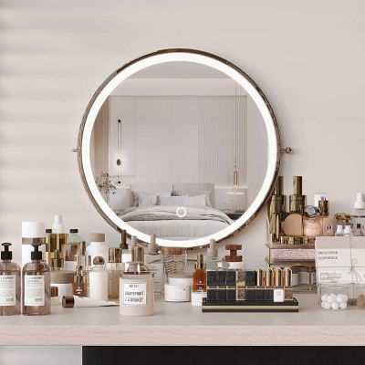 现代化妆品 护肤品 洗发水 镜子