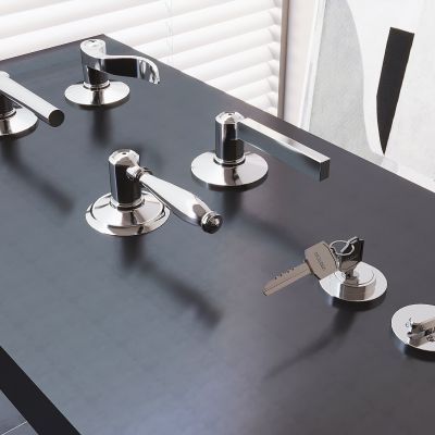 门锁门把手钥匙 五金构件锁具