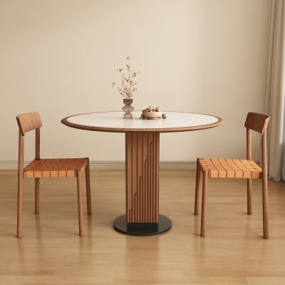 中古风圆餐桌椅