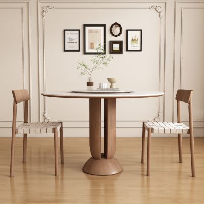 中古风圆形餐桌椅