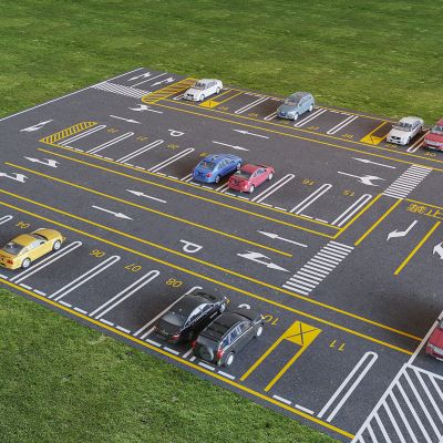 户外停车场 公共停车位 汽车机动车停车场