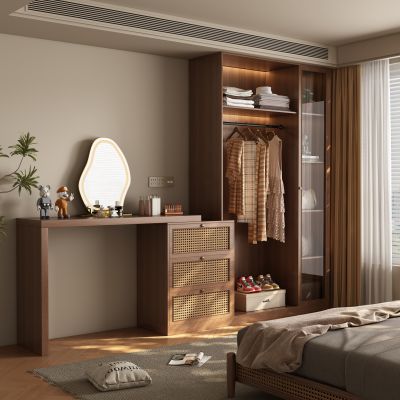 中古风衣柜梳妆台