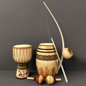 现代少数民族饰品摆件