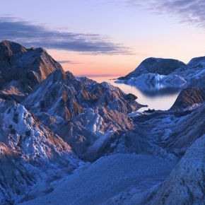 现代山峡山脉